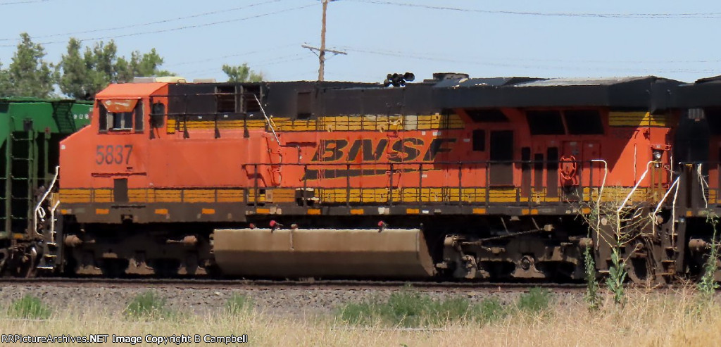 BNSF 5837